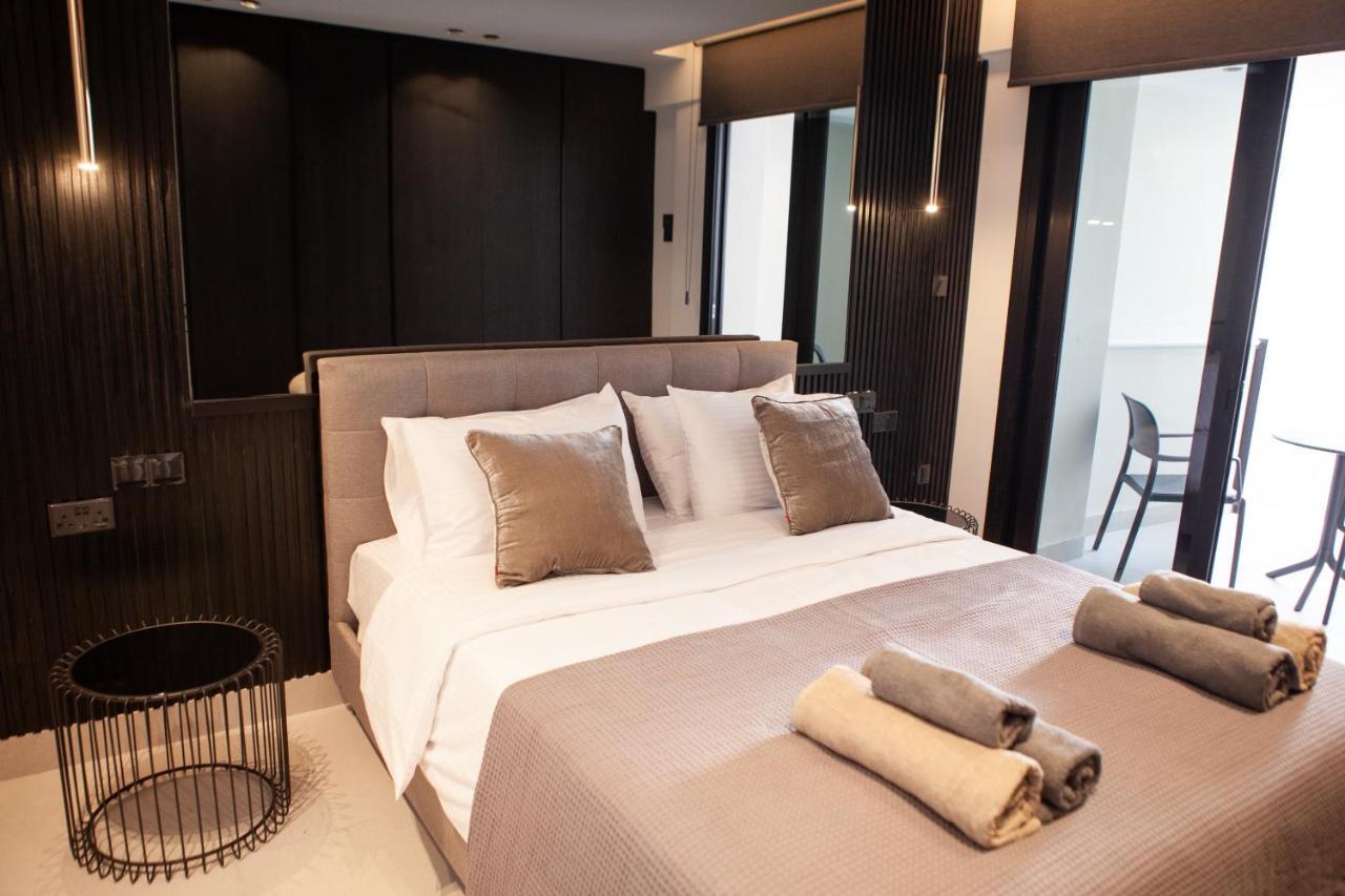 Raam Luxury Suites 拉纳卡 外观 照片