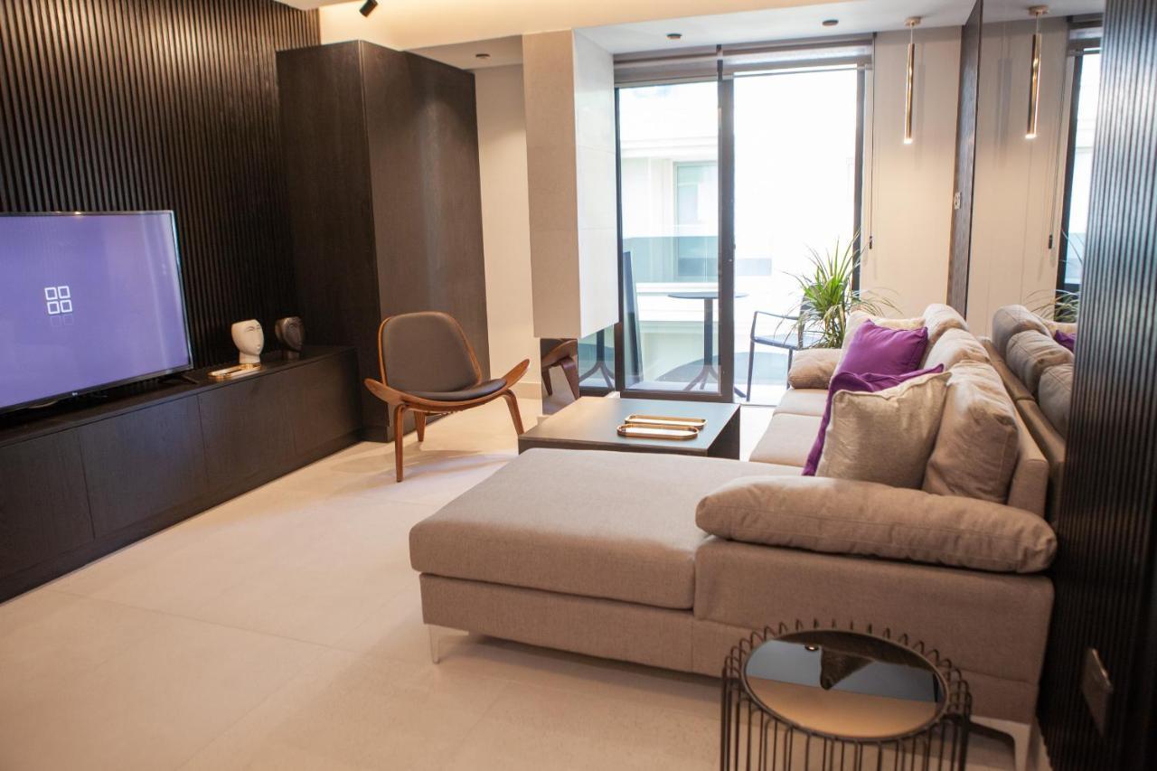 Raam Luxury Suites 拉纳卡 外观 照片