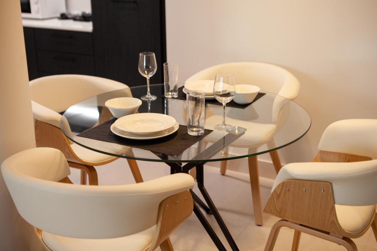 Raam Luxury Suites 拉纳卡 外观 照片