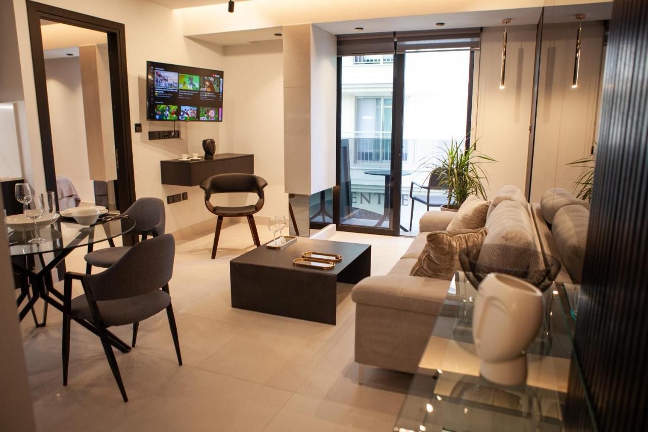 Raam Luxury Suites 拉纳卡 外观 照片