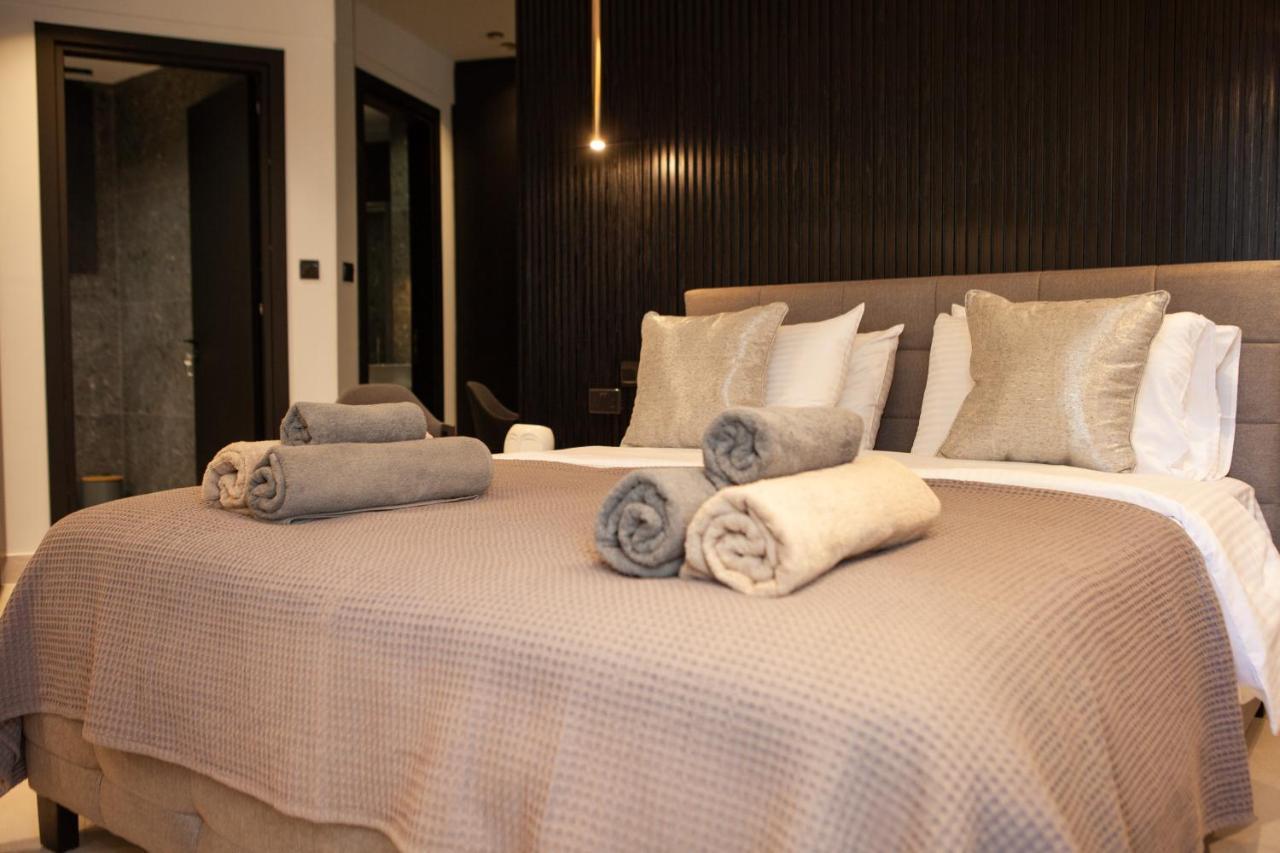Raam Luxury Suites 拉纳卡 外观 照片