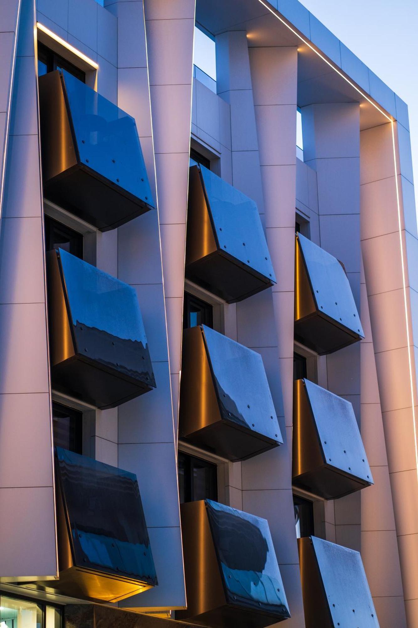 Raam Luxury Suites 拉纳卡 外观 照片